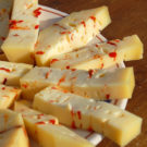Dettaglio formaggio al peperoncino